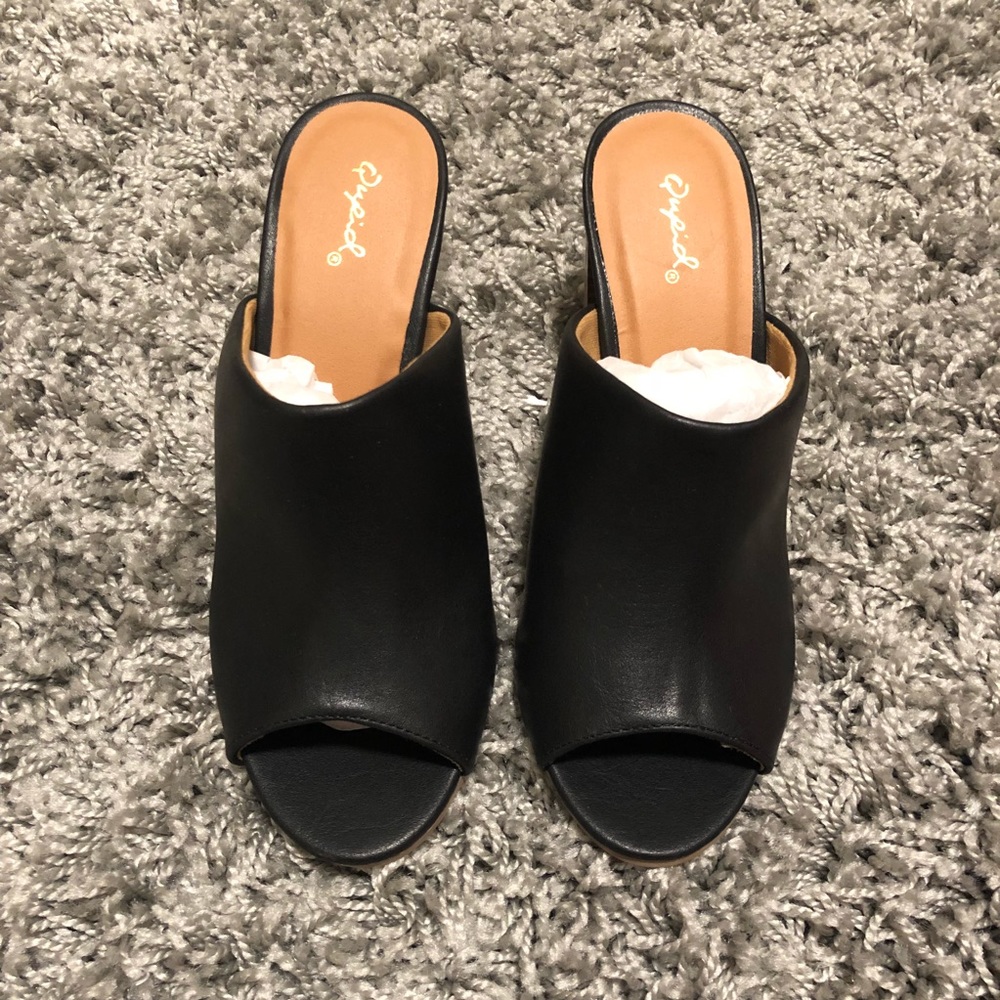 FAUX leather mules ✨ 💕 NIB
